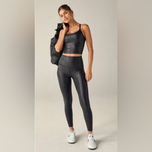 Beyond Yoga Shiny Black Houndstooth Pattern Cropped Tank and Legging Set Size L